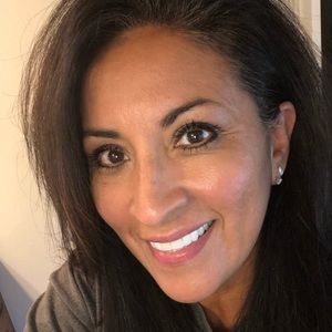 Meet your Posher, Danna